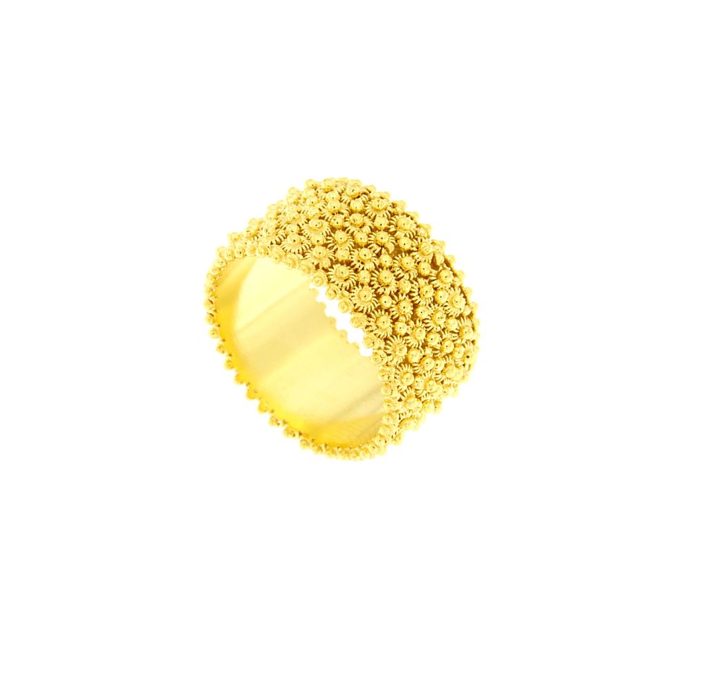 Gold band sardinian wedding ring  in sardinian filigree