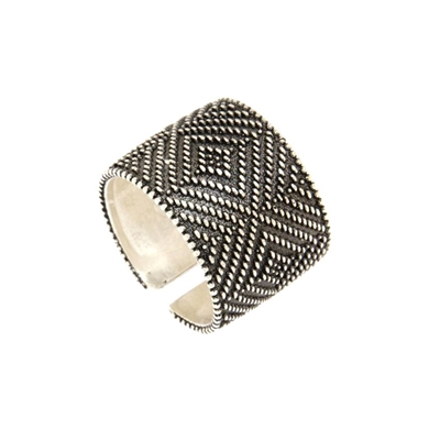 Silver filigree band ring