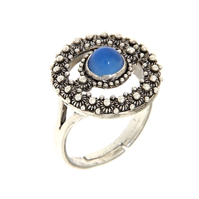Silver ring with honeycomb decoration and blue agate