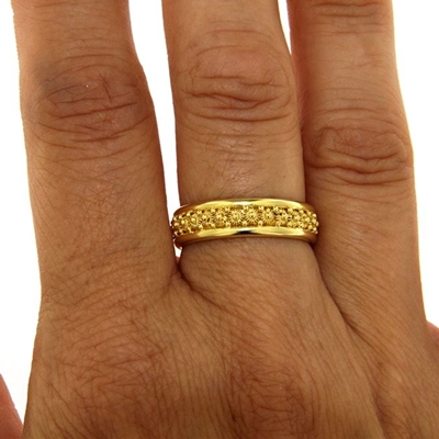 Gold filigree ring