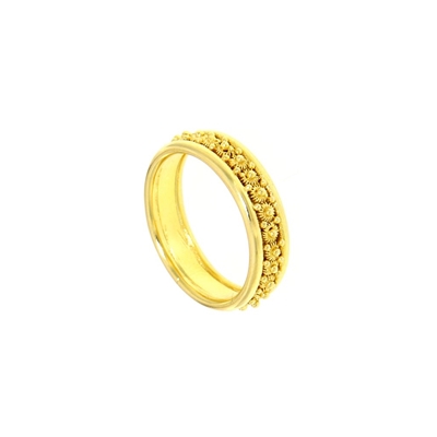 Gold filigree ring