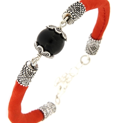 Bracciale in seta con ´Su Coccu´