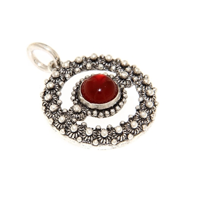 Silver pendant with sardinian filigree decoration and cornelian agate