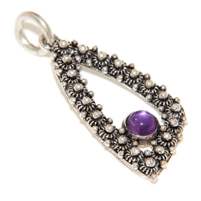 Silver pendant with sardinian filigree decoration and amethyst