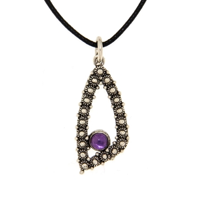 Silver pendant with sardinian filigree decoration and amethyst