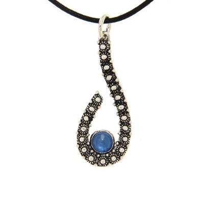 Silver pendant with sardinian filigree decoration and blue agate