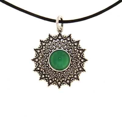 Ciondolo sardo in filigrana Girasole in argento con agata verde (24 mm)