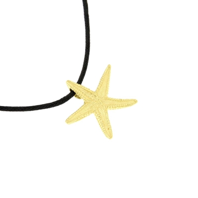 Gold starfish-shaped pendant