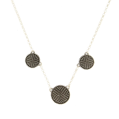 Silver necklace with three Pibiones discs