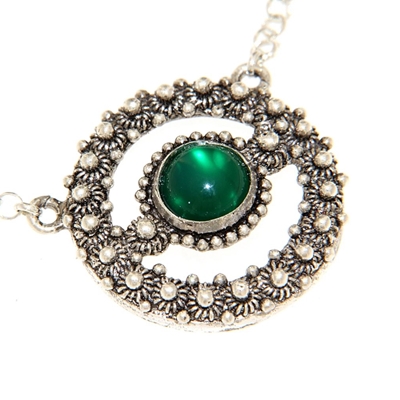 Silver necklace with rolò chain and central element with green agate