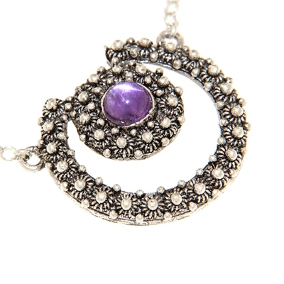 Silver necklace with rolò chain and central element with amethyst