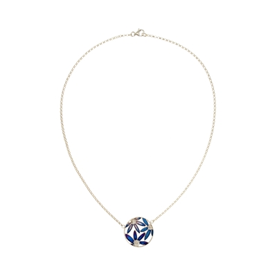 Collana in argento con fiori di filigrana smaltati