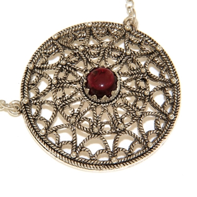 Silver filigree necklace with garnet