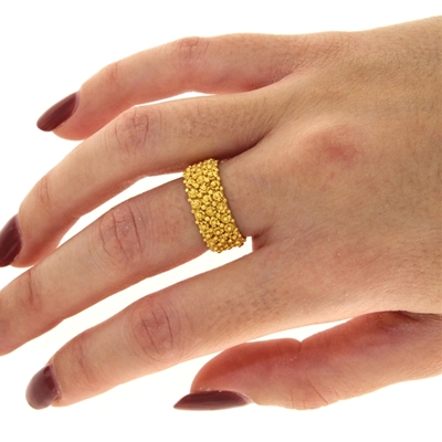 Gold band sardinian wedding ring in sardinian filigree