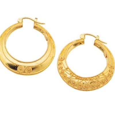 Gold filigree earrings