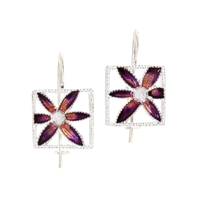 Orecchini in argento con fiori di filigrana smaltati