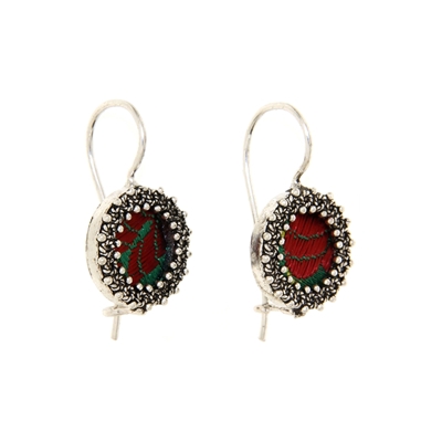 Orecchini d´argento con corona di rose in filigrana e broccato verde